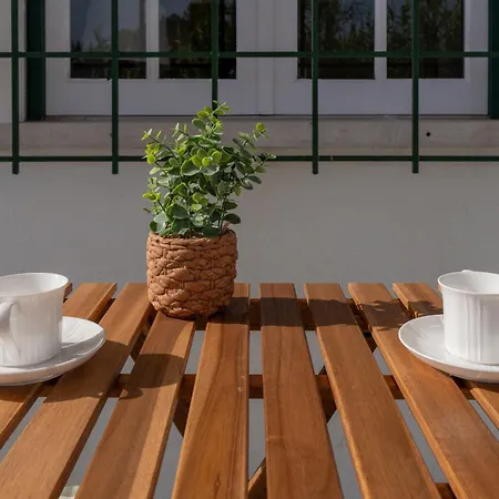 Casa Do Ze Grande - Private Patio With Bbq Apartamento